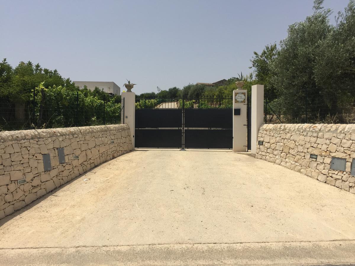 Agriturismoeloropizzuta Lido di Noto Ngoại thất bức ảnh